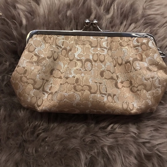 Elegant part clutch. - Picture 1 of 4